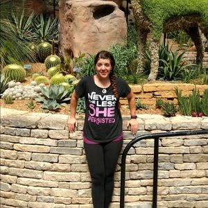 Meet your Posher, Laura